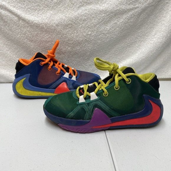 Nike Other - Nike Zoom Freak 1.5 What The Giannis cu1486-800 Size 4.5Y Pre Owned